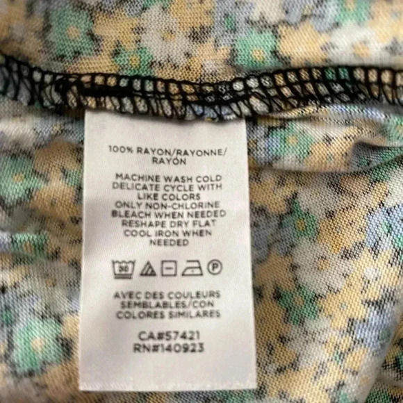 🆕Loft Floral Peplum Tank Top S🆕 - Picture 11 of 13